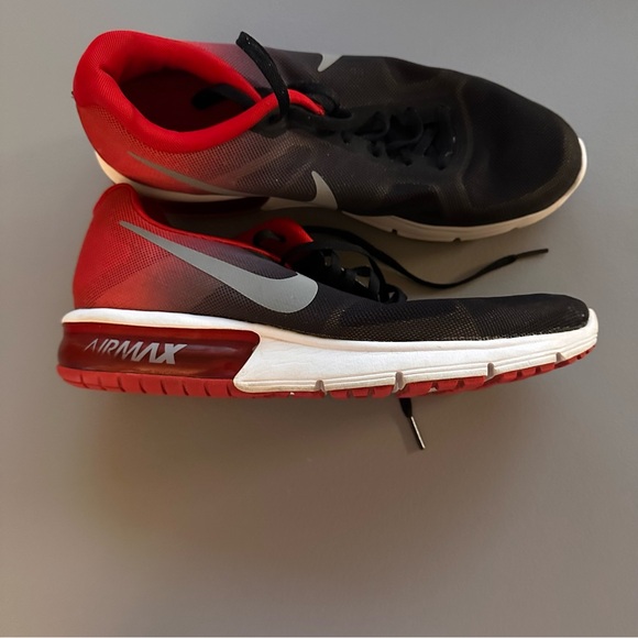Nike Air Max Sequent University Red sz 9 - Picture 3 of 7